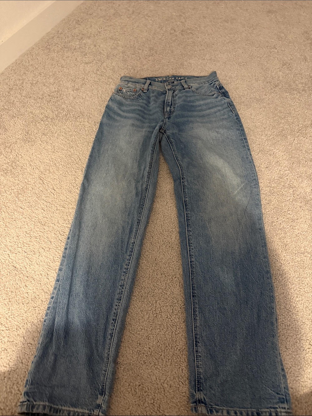 American Eagle Outfitters Women's Mid Wash Straight Leg Jeans